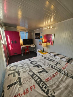 C3 Save money budget affordable cabin with comfort! Cabin 3